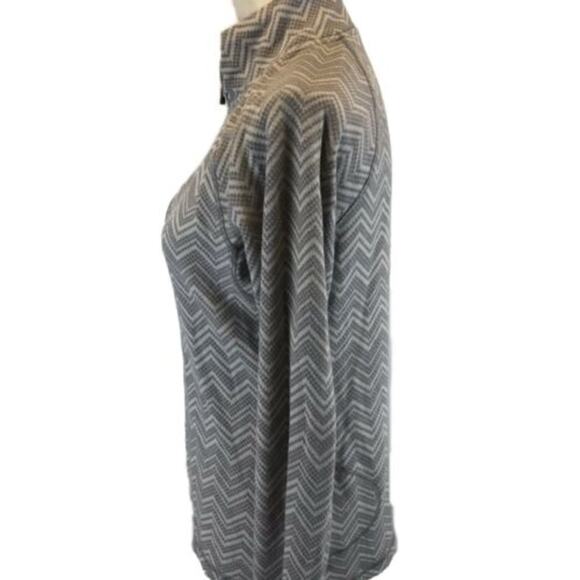 EDDIE BAUER Athletic Pullover 1/4 Zip Sweater Chevron Gray Knit Thumbhole Top - Picture 4 of 9